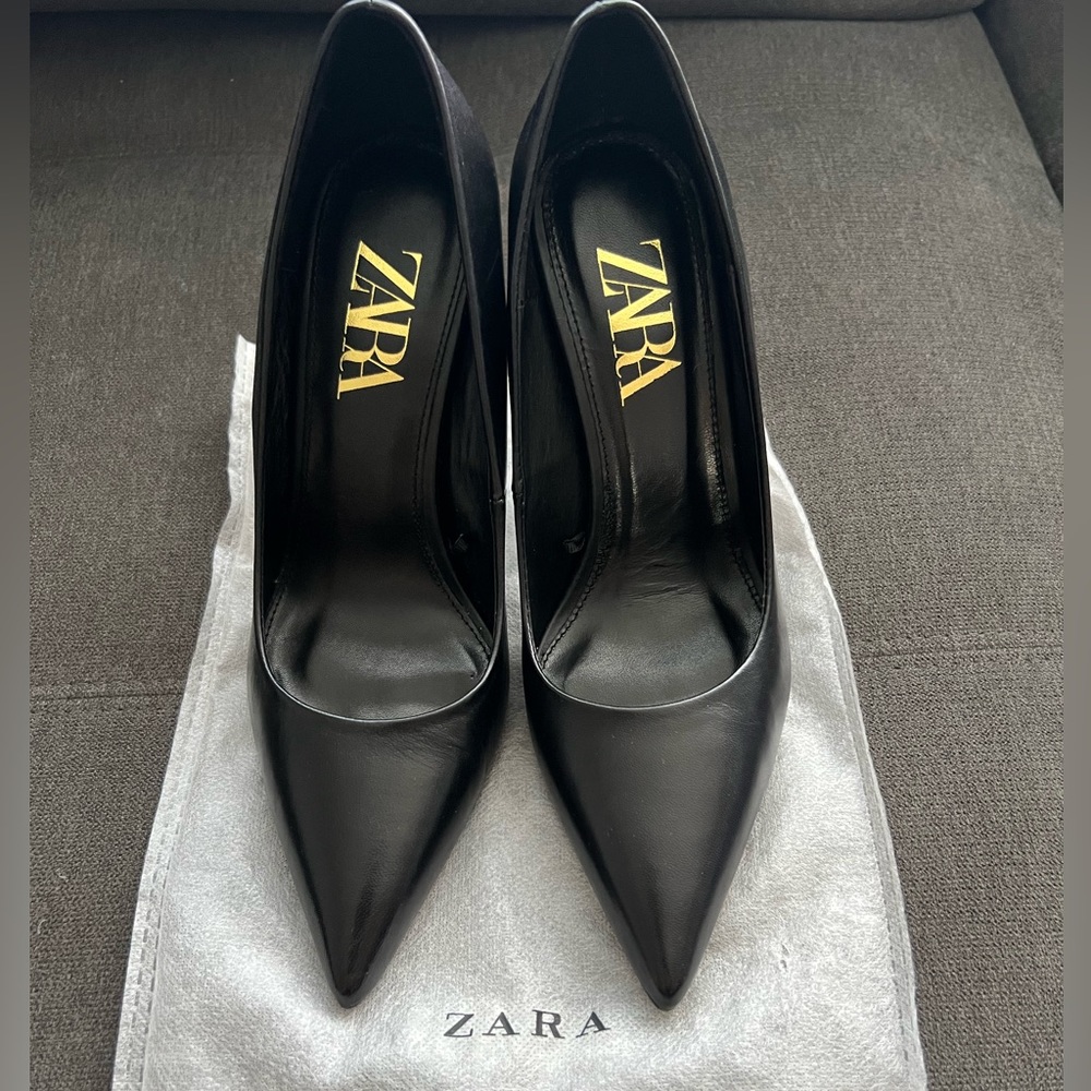 Zara black leather high heel shoes